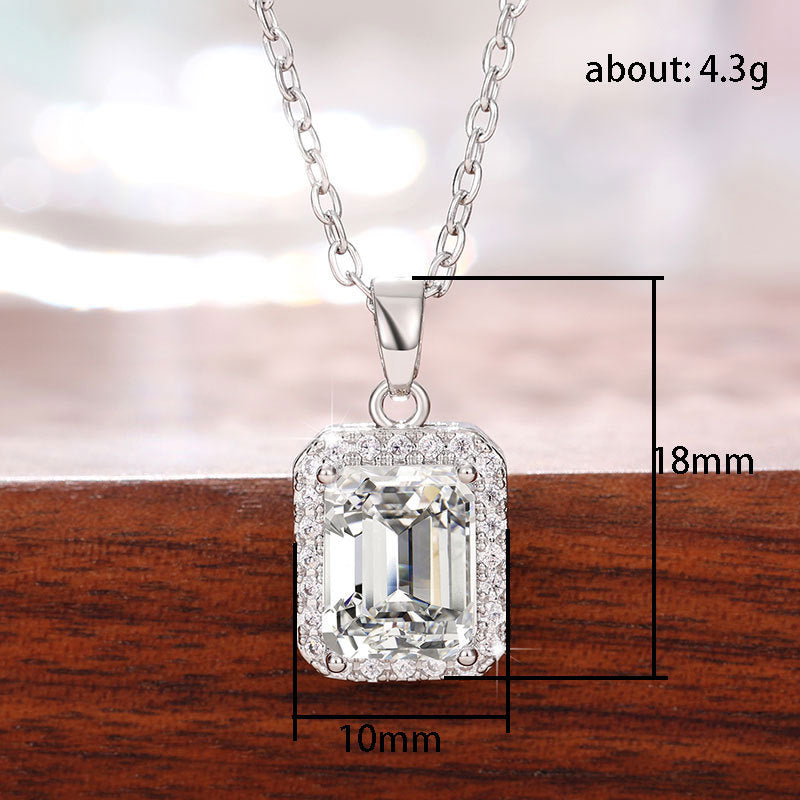 Collier artisanal délicat