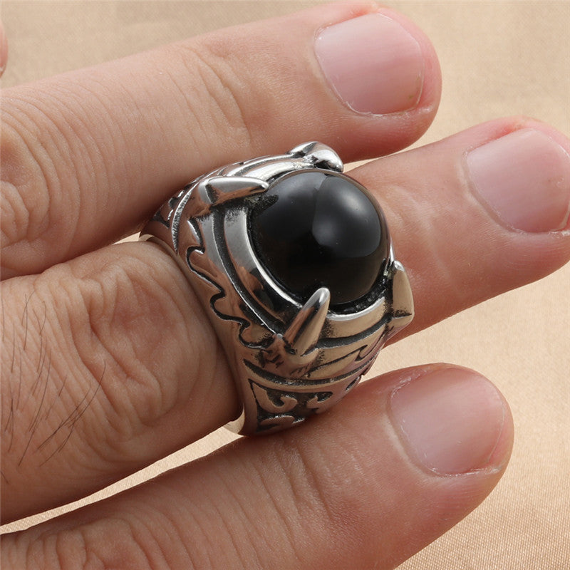 Bague magnifique au style unique