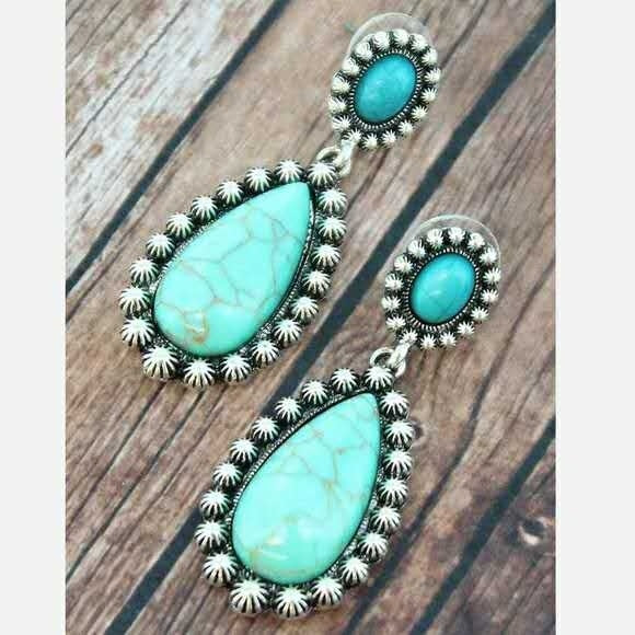 Argent Boucle d'oreille artisanal délicat