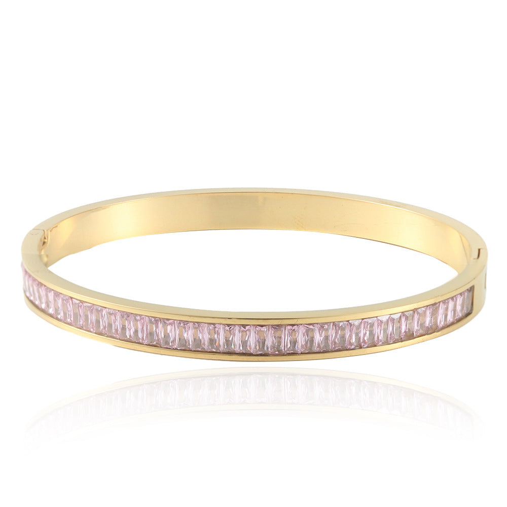 Bracelet classique au charme intemporel