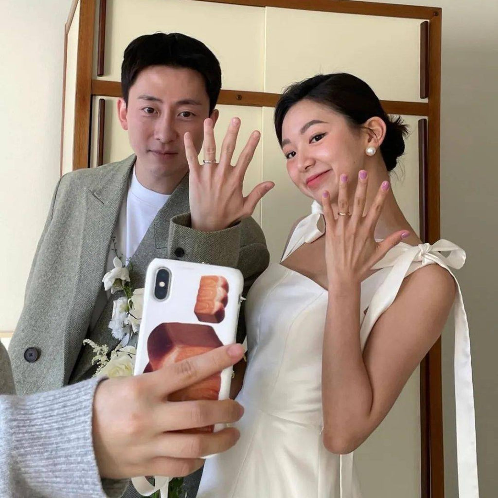 Argent Boucle d'oreille artisanal délicat