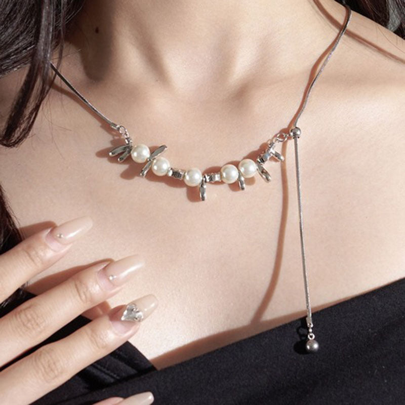 Argent Collier charmant pour toute occasion