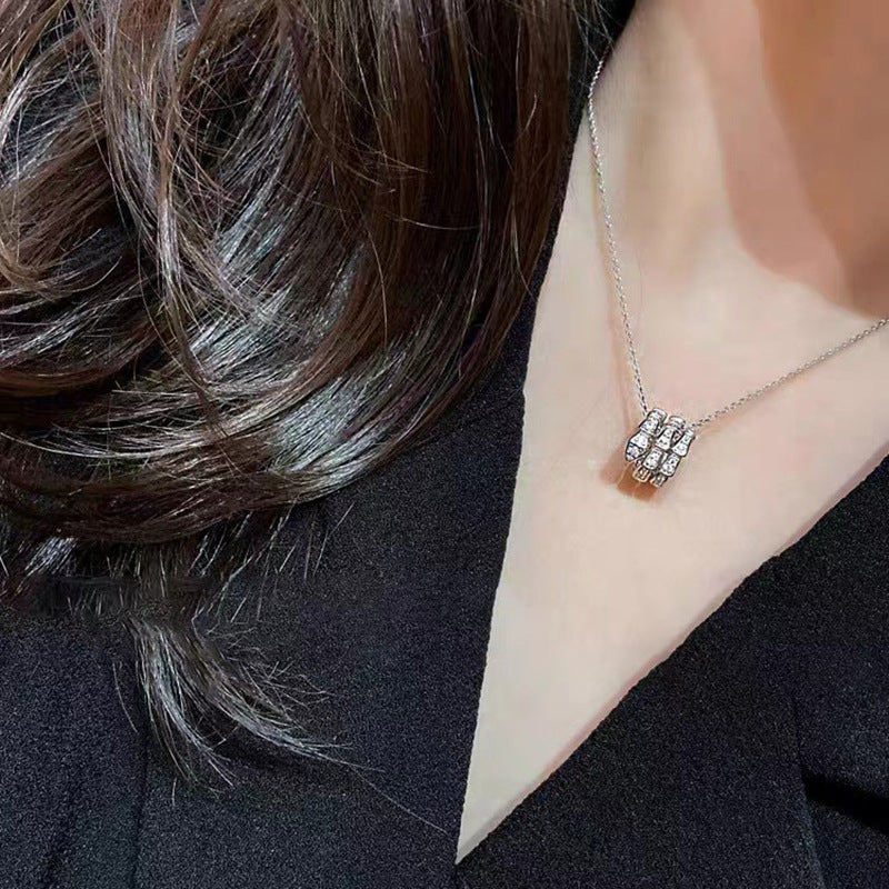 Collier artisanal délicat