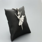 Collier classique au charme intemporel