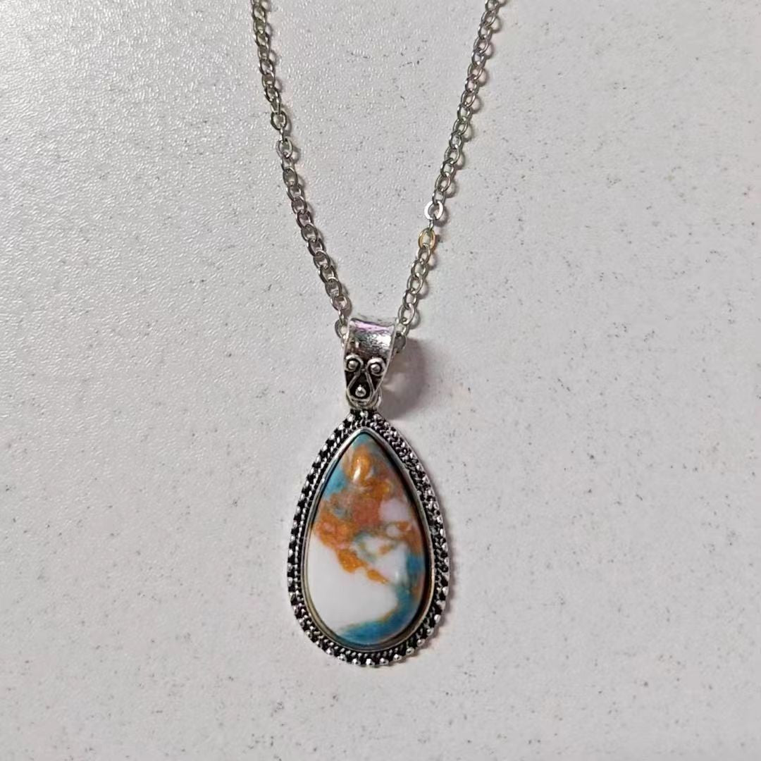 Collier artisanal délicat