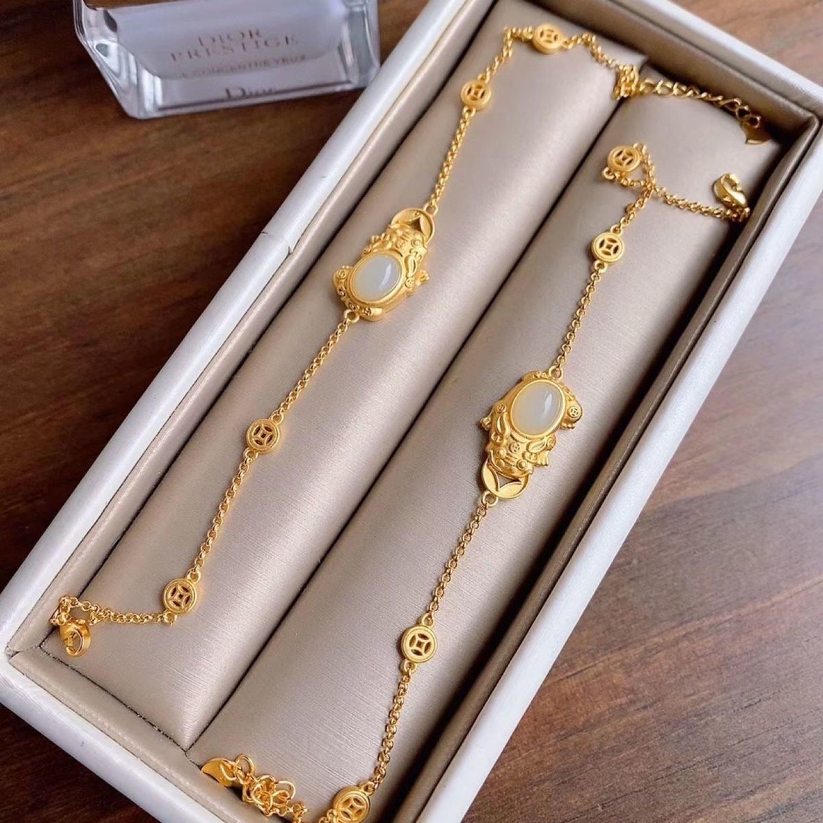 Argent Bracelet magnifique au style unique