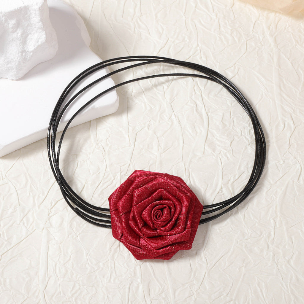 Collier artisanal délicat