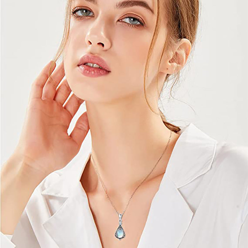 Argent Collier magnifique au style unique