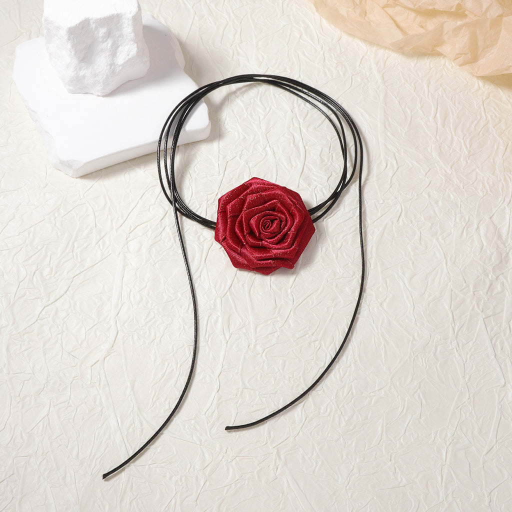 Collier artisanal délicat