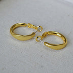 Argent Boucle d'oreille artisanal délicat