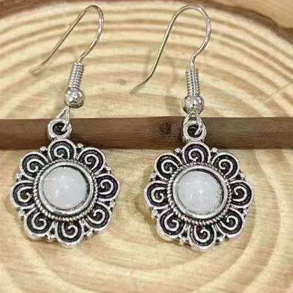 Argent Boucle d'oreille charmant pour toute occasion