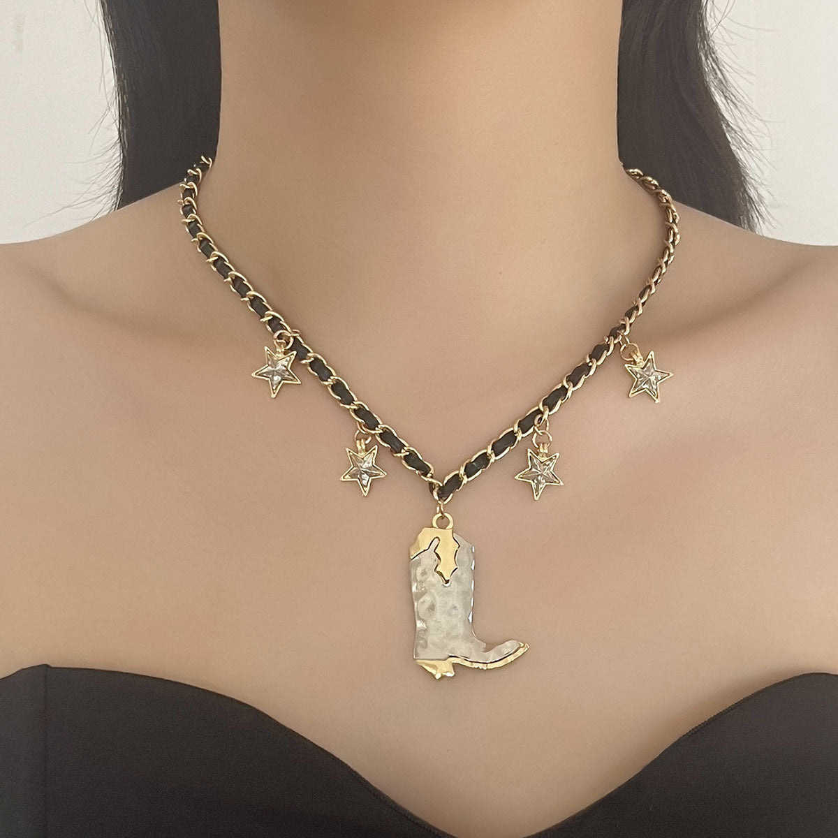 Argent Collier magnifique au style unique