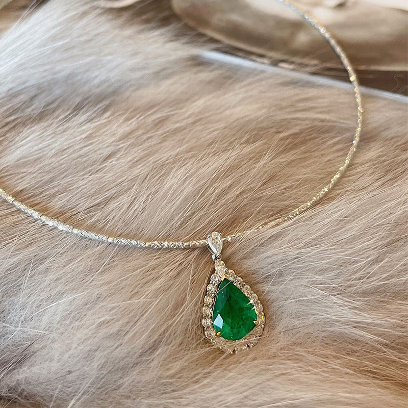 Argent Collier classique au charme intemporel