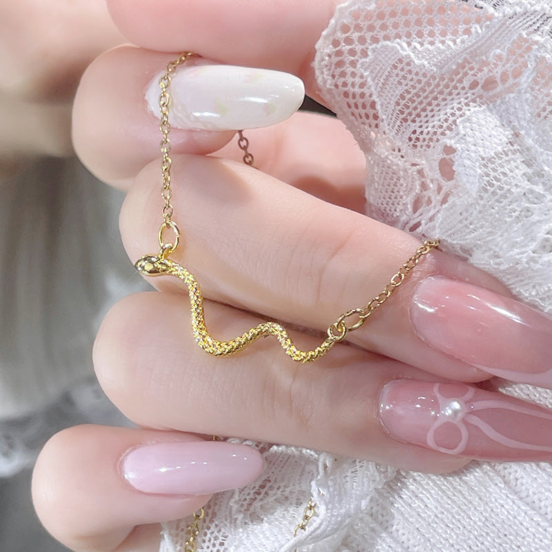 Collier artisanal délicat