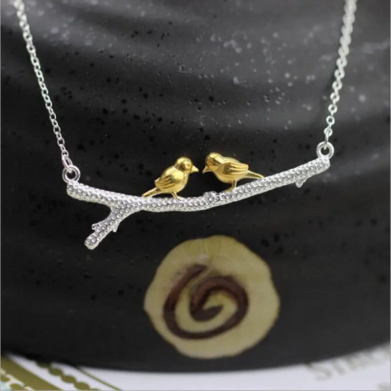 Argent Collier magnifique au style unique