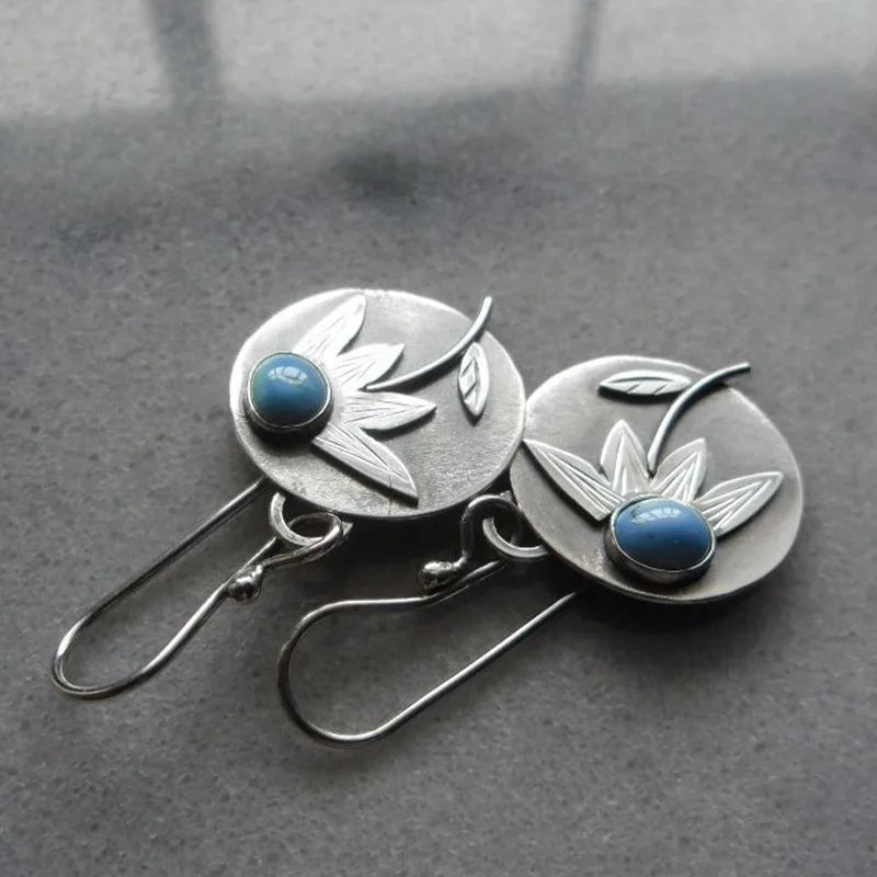 Argent Boucle d'oreille artisanal délicat