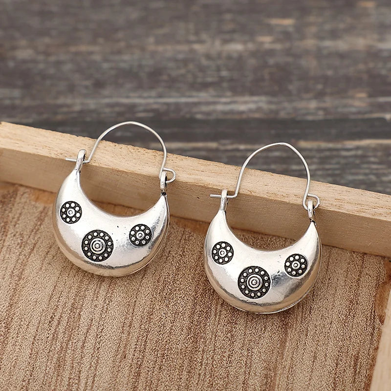 Argent Boucle d'oreille artisanal délicat